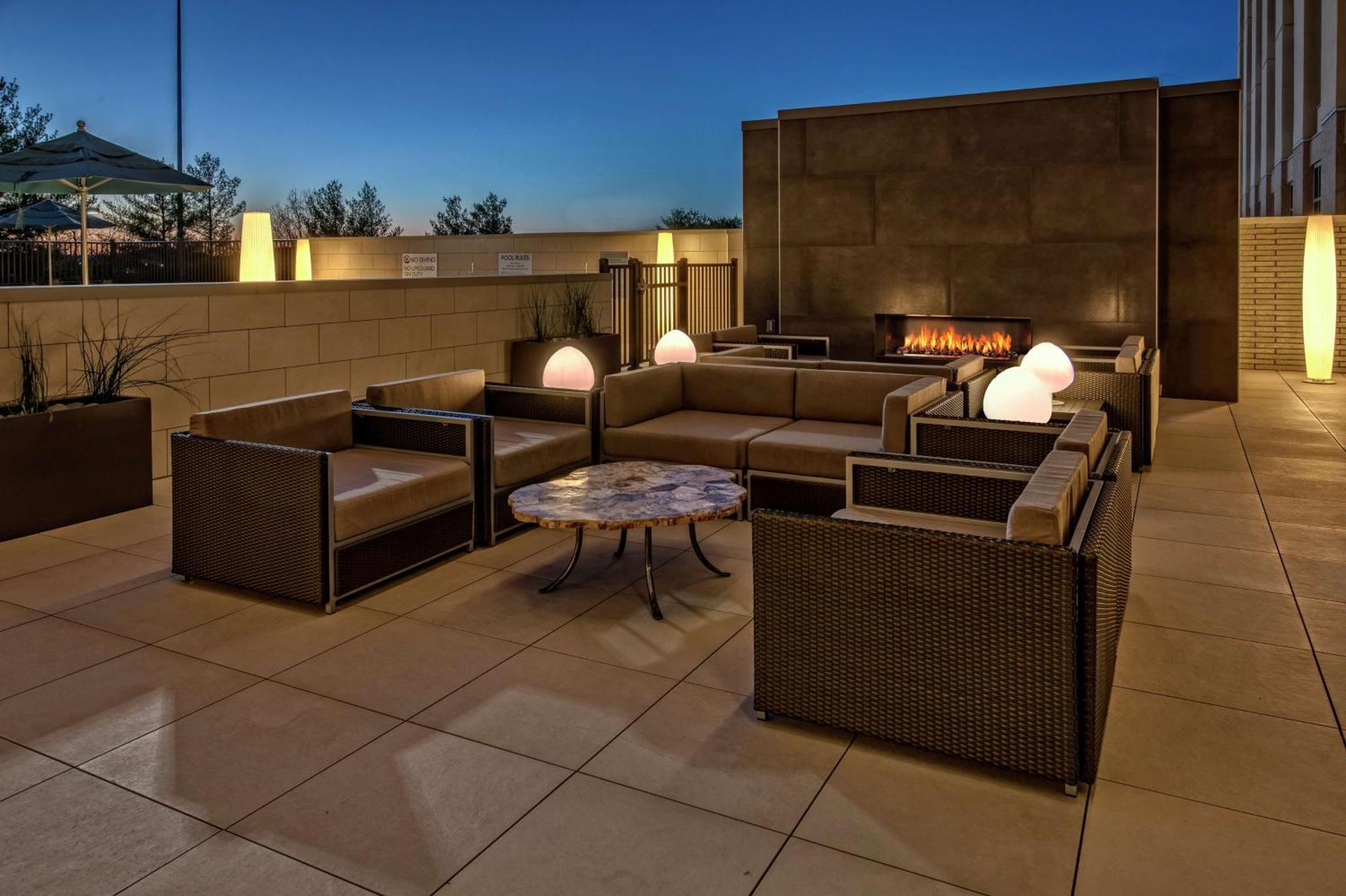 Hotel Hilton Franklin Cool Springs Exterior foto